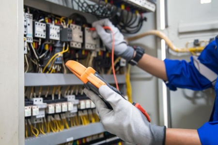 Diagnostic électricité, quels points sont vérifiés par les experts ?
